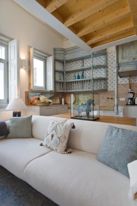 Boutique Rentals- Lovporto Ribeira Historic Center Apartamento Porto